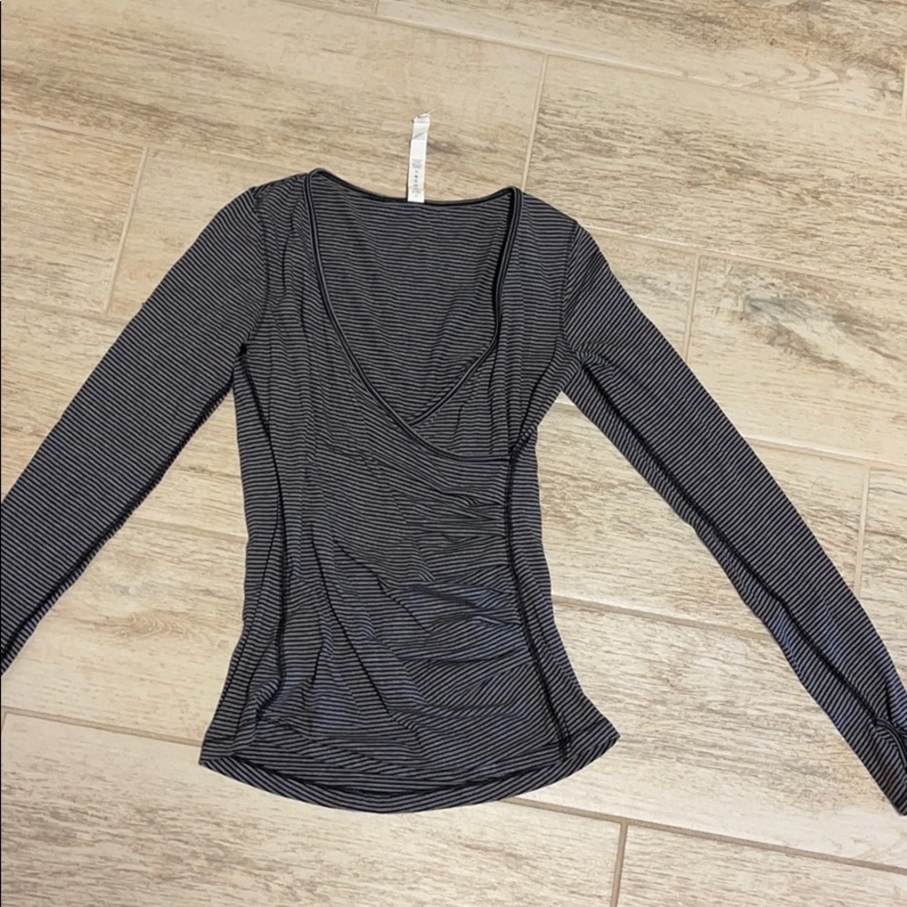 Lululemon Black and gray striped shirt